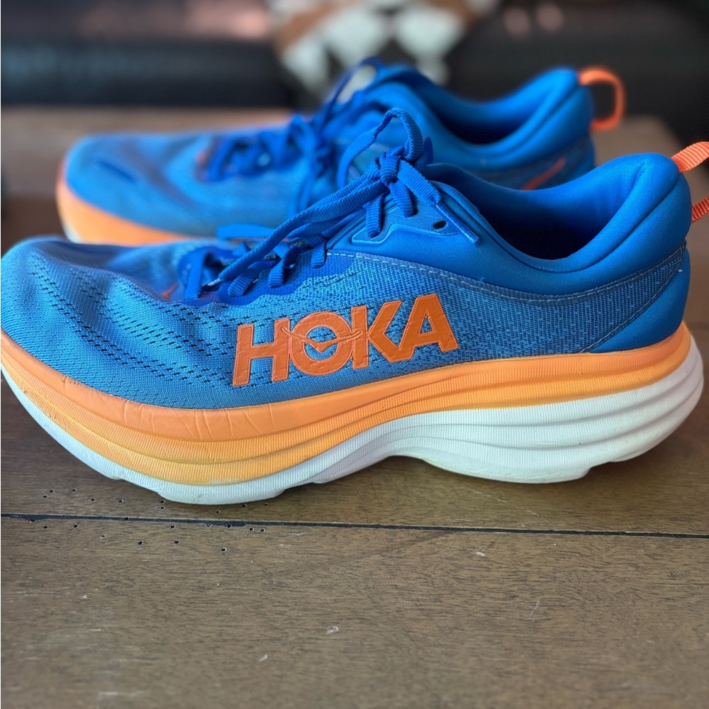 HOKA ONE ONE Bondi 8 – Orange & Blue – Gently Worn 👟
Women’s Size 9.5